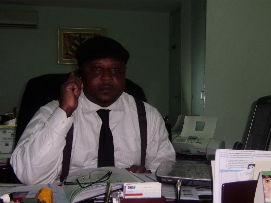 De la douane à la politique